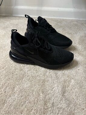 Black Nike Air Max 270 Lightweight Sneakers-SIZE 9.5 WOMENS